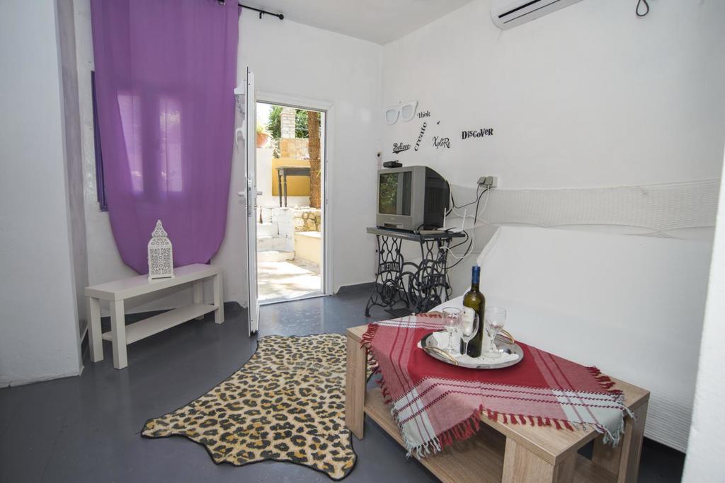 La Gatta Studio Gaios Exterior photo
