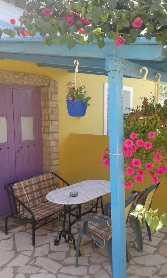 La Gatta Studio Gaios Exterior photo